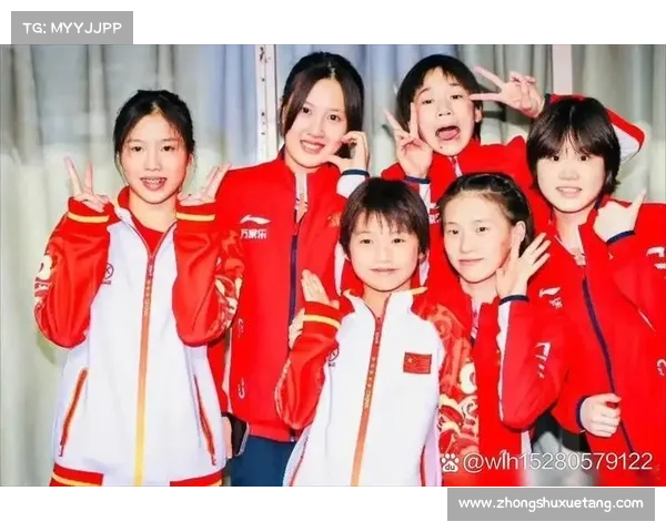 卢为张家齐跨省组合女双跳水摘银 创历史新篇章 卢为张家齐跨省组合女双跳水摘银 创历史新篇章