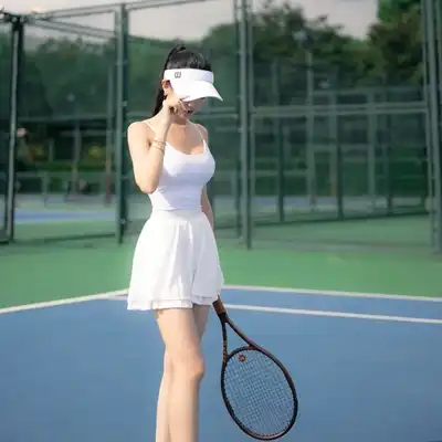 任玲